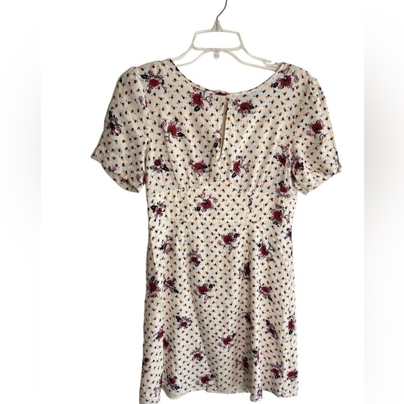 ModCloth Women's The Keyhole Story A-Line Dress White Floral Sz 8 Empire Waist - Picture 4 of 14